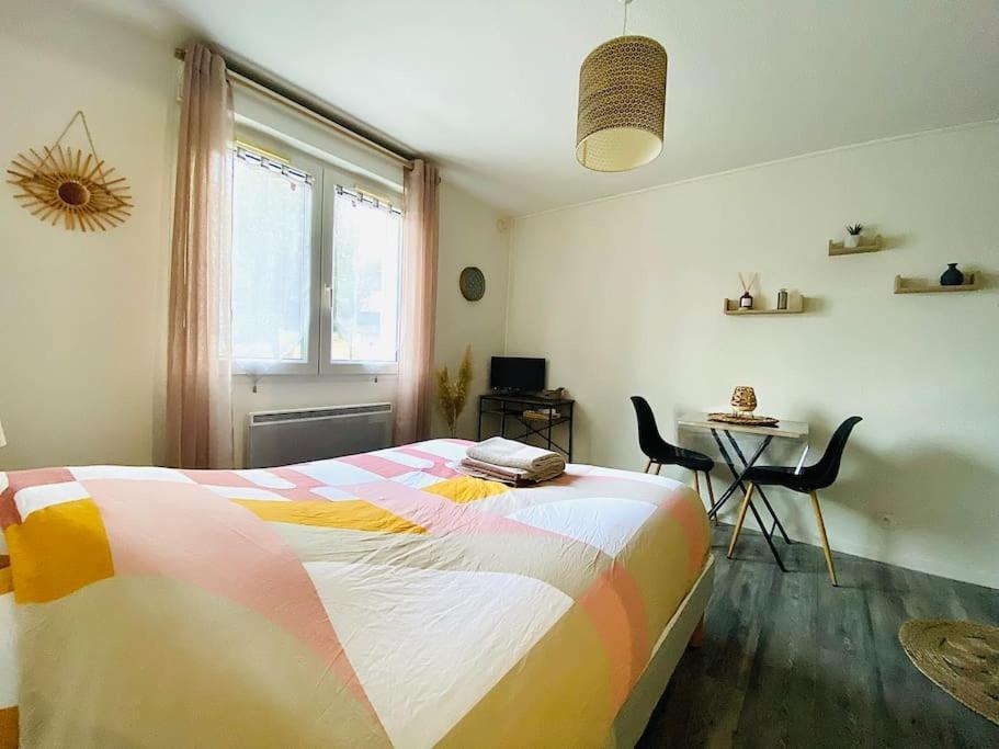 Apartamento Au Calme Confort & Proche Centre Le Mans Exterior foto