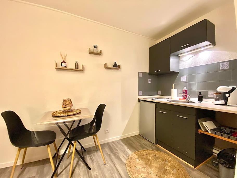 Apartamento Au Calme Confort & Proche Centre Le Mans Exterior foto